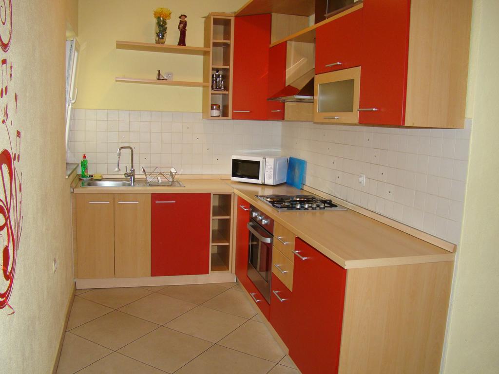 Apartments Buturic Sali Rum bild